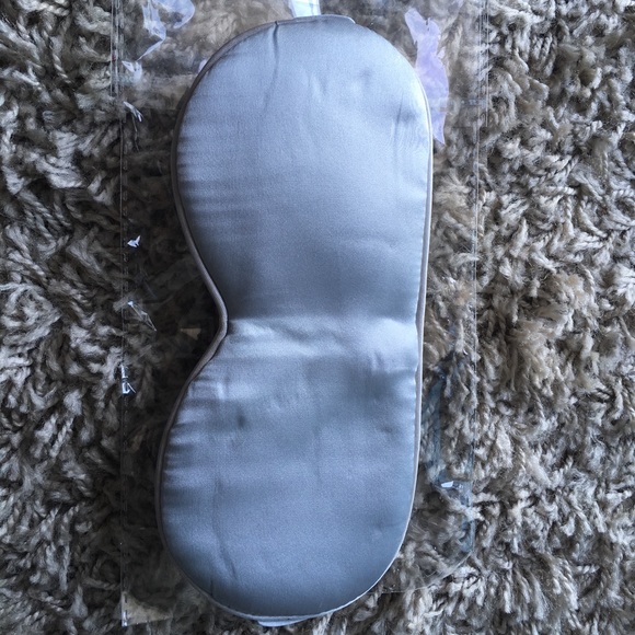 100% Silk Sleep Mask Eye Mask - Picture 2 of 3